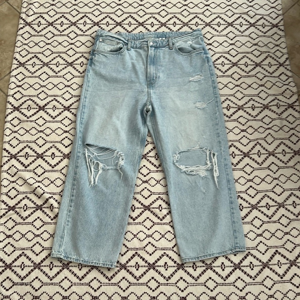 H&M Distressed Wide-Leg Casual Wide Light Wash Denim Jeans Sz 16